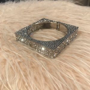 Super bling art deco vintage square bangle